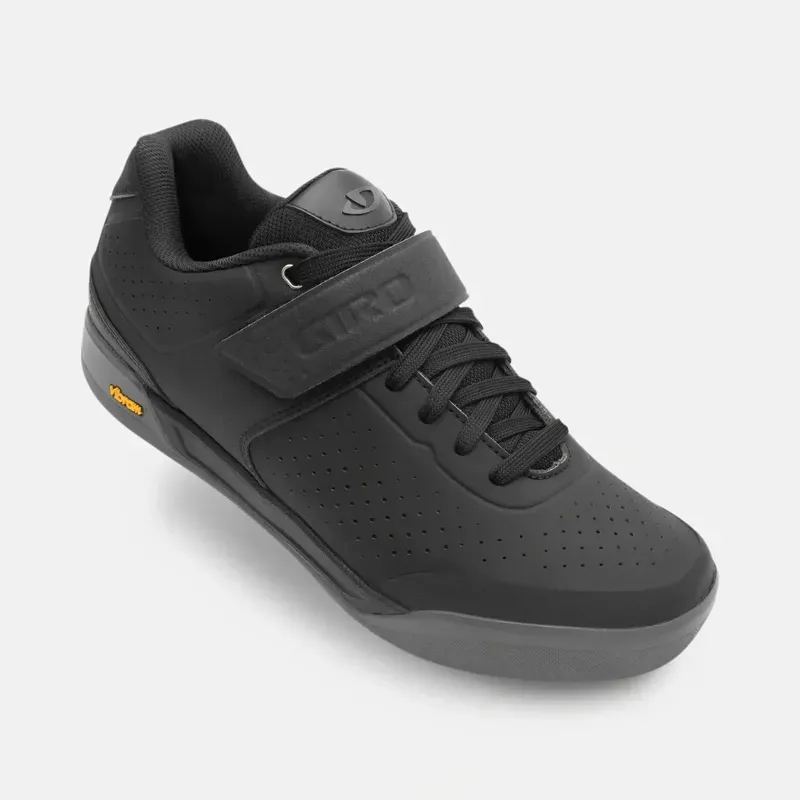 Giro Chamber II Men's Shoe in Black-1