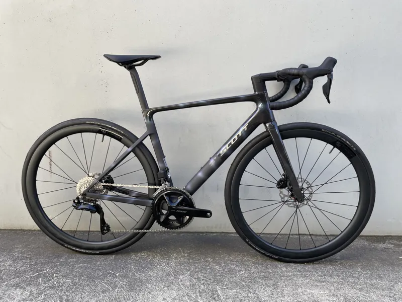 Addict RC 30 Custom Sunbeam Black Medium.
