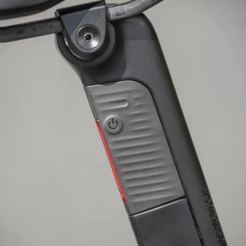 Syncros Campbell 20 Aero IL Rear Light -2