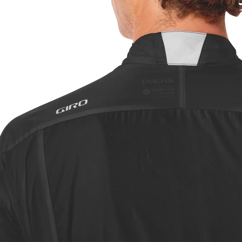 Giro Chrono Expert Wind Jacket In Black-2